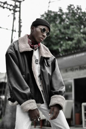 3 yếu tố tạo nên outfit chuẩn: màu sắc, form, chất liệu
